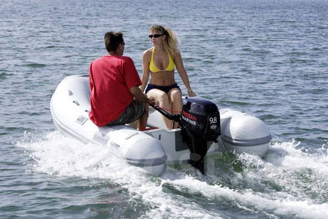 Лодка для мотора 9.8 л с. Nissan Marine 9.8. Nissan Marine 18. Лодочный мотор Hidea 9.9