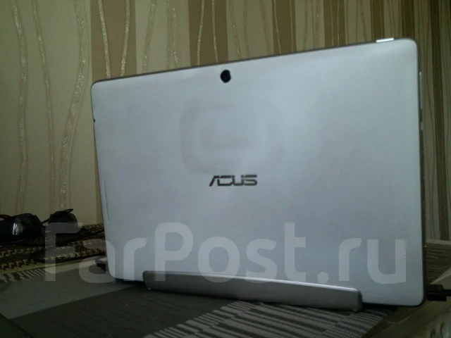 Asus Transformer Pad TF300TG 3G 16Gb ����