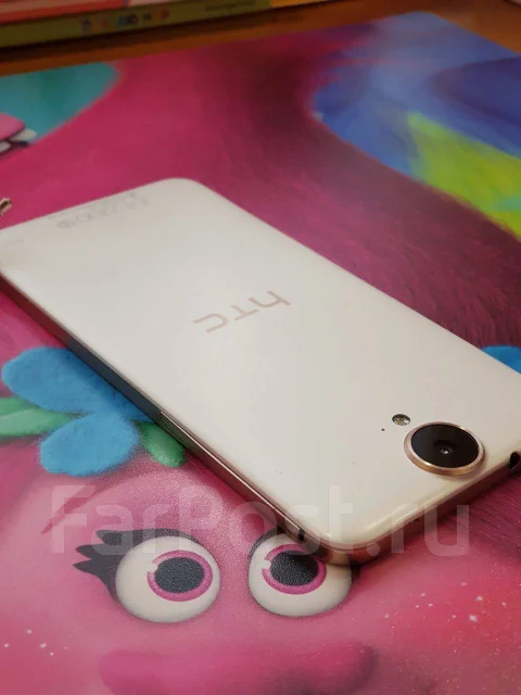 HTC One E9+. �/� ����