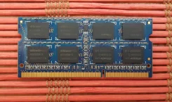 SO-DIMM DDR3. ����