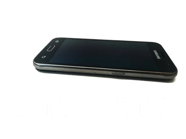 Samsung Galaxy J1. �/� ����