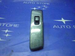 Кнопка стеклоподъемника. Subaru Forester, SF5, SF6, SF9 Двигатели: EJ20, EJ201, EJ202, EJ203, EJ204, EJ205, EJ20A, EJ20E, EJ20G, EJ20J, EJ25, EJ251, E...