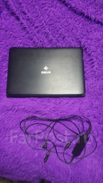 DEXP Aquilon. 15.6", 2 160����, ��� 4 ��, ���� 250���, WiFi: 1, Bluetooth: 1 ����