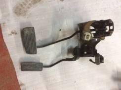 Педаль тормоза. Honda Civic, EJ1, EH9, EG4, EJ2, EG9, EG3, EG5, EG8, EG6, EH2, EH3 Honda Civic Ferio, EJ3, EH1, EG7, EG8, EG9 Двигатели: D15B, ZC, D13...