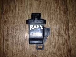 Датчик открытия дверей. Toyota RAV4, ACA31, ACA31W