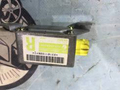 Датчик airbag. Subaru Forester, SG5 Двигатели: EJ202, EJ205