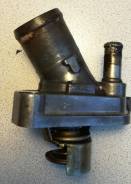 Корпус термостата. Infiniti: G35, M35 Hybrid, FX50, M35, G25, G37, EX35, FX35, EX37, FX37 Renault Vel Satis Renault Espace Nissan: Elgrand, Presage, F...
