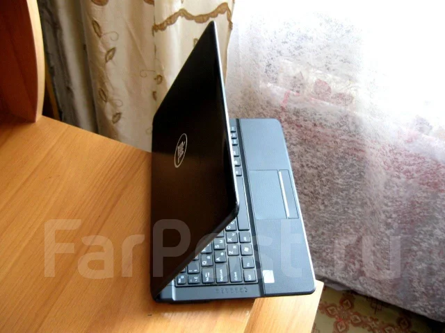DNS Mini 0133837. 11.6", ��� 2048 ��, ���� 320���, WiFi: 1, Bluetooth: 1, ����������� �� 3��. ����