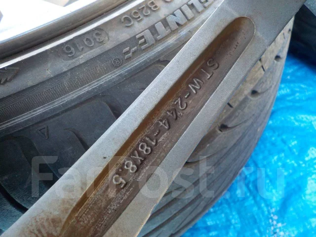 YST X-3. 8.5/9.5x18", 5x114.3, ET35/38 ����