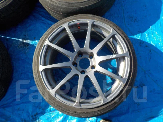 YST X-3. 8.5/9.5x18", 5x114.3, ET35/38 ����