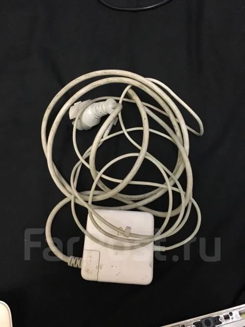 Apple MacBook ����