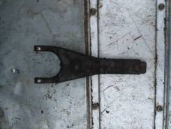 Вилка сцепления. Toyota: Celica, Sprinter, Vista, Carina, Corona, Camry, MR2, Corolla, Carina II, Carina ED, Corona Exiv Двигатели: 1SILU, 2SELC, 3SFE...