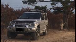 Mitsubishi Pajero. автомат, 4wd, 2.4 (145 л.с.), бензин, 245 тыс. км