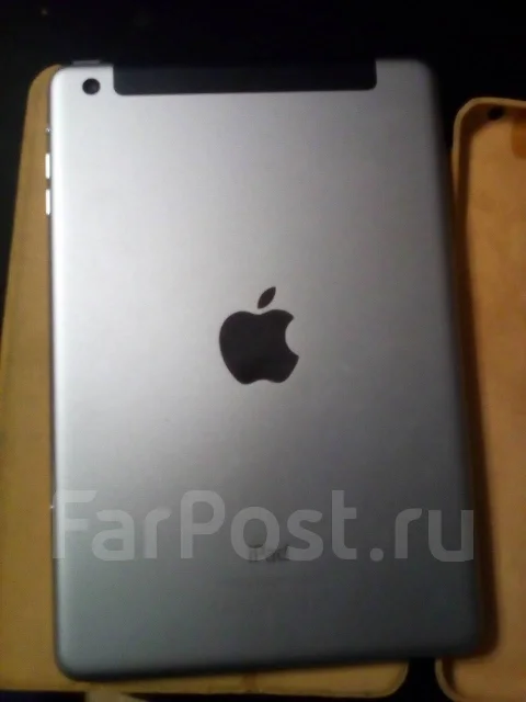 Apple iPad mini 3 ����
