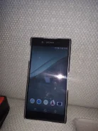 Sony Xperia Z3+. �/�