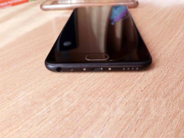 Meizu M5. �/� ����