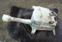 Бачок стеклоомывателя. Toyota Camry, ACV40, ACV45, GSV40, AHV40, ASV40 Двигатели: 2AZFE, 2GRFE, 2AZFXE, 2ARFE