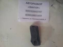 Подставка под ногу. Nissan Pulsar, EN14