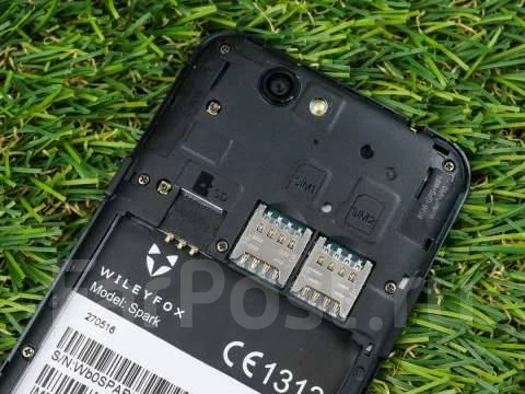 Wileyfox Spark. �/� ����