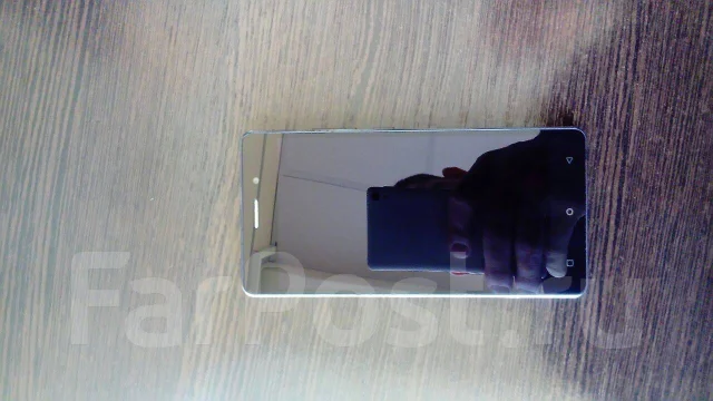 Highscreen Ice 2. �/� ����
