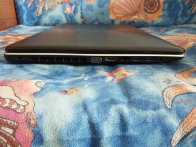 Asus K750JB-TY012H. 17.3", 2,4����, ��� 8 ��, ���� 1 500���, WiFi: 1, Bluetooth: 1, ����������� �� 4��. ����