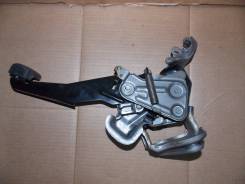 Педаль ручника. Toyota Harrier, ACU10, ACU10W, ACU15, ACU15W, MCU10, MCU10W, MCU15, MCU15W, SXU10, SXU10W, SXU15, SXU15W Toyota Kluger V, ACU20, ACU20...