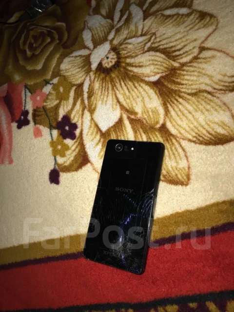 Sony Xperia Z3 Compact. �/� ����