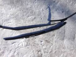 Держатель щетки стеклоочистителя. Honda Street Honda Grace Honda Stepwgn, RG1, RG2, RG3, RG4