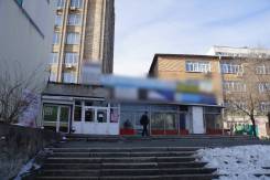 Сдается просторное офисное помещение во Владивостоке. 188 кв. м., улица Русская 17, р-н Вторая речка. Дом снаружи