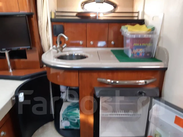 Searay Sundancer. 2008 ���, ����� 9,3��., ��������� ������������, 260��.�., ������ ����