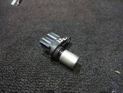 Датчик положения коленвала. Toyota: Yaris, Ractis, Platz, Vitz, Echo, Belta Двигатели: 1SZFE, 2SZFE