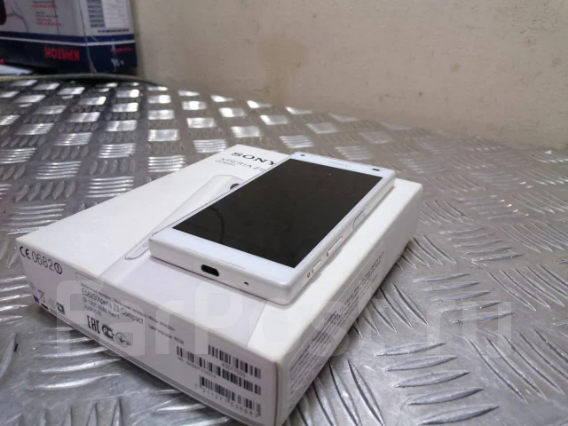 Sony Xperia Z5 Compact. �/� ����