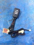 Защелка ремня передняя левая Toyota Avensis 250 5960. Toyota Avensis, ADT250, ADT251, AZT250, AZT250L, AZT250W, AZT251, AZT251L, AZT251W, AZT255, AZT2...