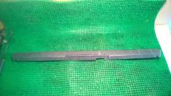 Накладка на дверь багажника. Nissan Pathfinder, R50 Nissan Terrano, LR50, LUR50, PR50, R50, RR50, TR50 Nissan Terrano Regulus, JLR50, JLUR50, JRR50, J...