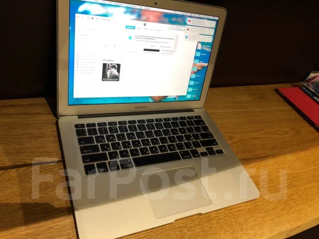 Apple MacBook Air 13 2011 Mid. 13.3", 1,7����, ��� 4 ��, WiFi: 1, Bluetooth: 1 ����