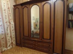 Шкафы платяные.