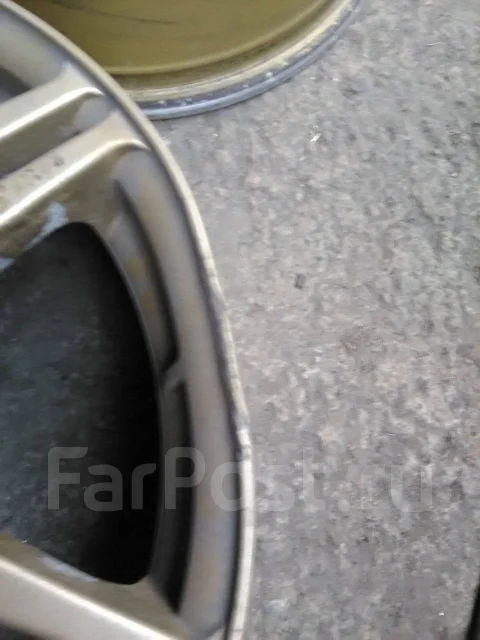 Sparco. 8.0x17", 5x100, ET-46 ����