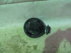Лючок топливного бака. Audi A1, 8X1, 8XA Двигатели: AGB, BSE, BSF, CAVG, CAXA, CAYB, CAYC, CBZA, CCSA, CDLH, CFHB, CFHD, CNVA, CPTA, CTHG