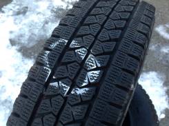 Bridgestone Blizzak W979. Зимние, без шипов, 2014 год, 10 %, 4 шт