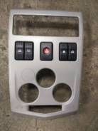 Консоль панели приборов. Renault Logan, LS0G, LS0H, LS12, LS1Y, LS0G/LS12 Двигатели: K4M, K7M, K4M690, K7M710