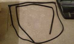 Уплотнитель двери. Suzuki Swift, HN11S, HN12S, HN21S, HN22S, HT51S, HT81S Suzuki Kei, HN11S, HN12S, HN21S, HN22S, HT51S, HT81S Chevrolet Cruze, HR51S...