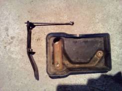 Крепление аккумулятора. Toyota Cresta, JZX100, GX105, LX100, LX90, JZX93, JZX91, SX90, GX90, JZX90, JZX105, JZX101, GX100 Toyota Mark II, LX90Y, JZX10...