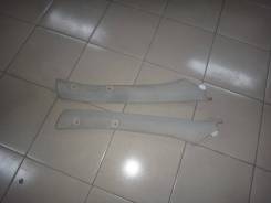 Накладка опоры амортизатора. Toyota Land Cruiser, HDJ101K, UZJ100, HZJ105, HDJ100L, HDJ100, FZJ105, HZJ105L, J100, UZJ100W, FZJ100, UZJ100L Двигатели...