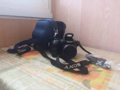 Sony Cyber-shot DSC-H100. 15 - 19.9 ��, ���: 14� � �����