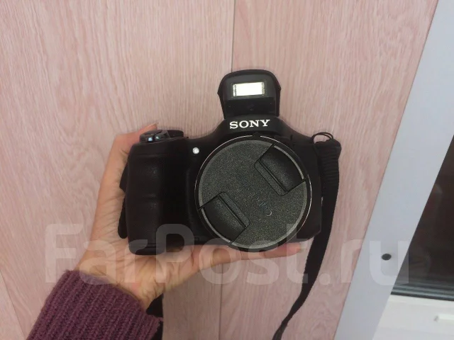 Sony Cyber-shot DSC-H100. 15 - 19.9 ��, ���: 14� � ����� ����