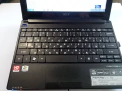 Acer Aspire One 522. 10.1", 1,0����, ��� 1024 ��, ���� 250���, WiFi, Bluetooth, ����������� �� 8��. ����
