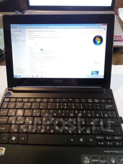 Acer Aspire One 522. 10.1", 1����, ��� 1024 ��, ���� 250���, WiFi: 1, Bluetooth: 1, ����������� �� 8��. ����