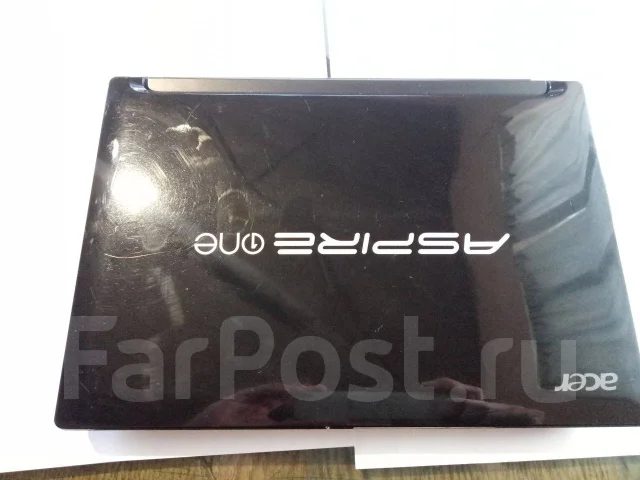 Acer Aspire One 522. 10.1", 1����, ��� 1024 ��, ���� 250���, WiFi: 1, Bluetooth: 1, ����������� �� 8��. ����