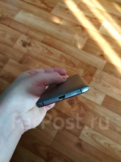 ZTE Blade X7. �/� ����