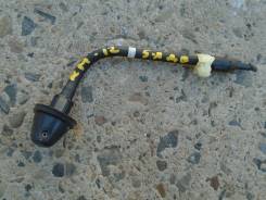 Форсунка омывателя. Nissan Liberty, RM12